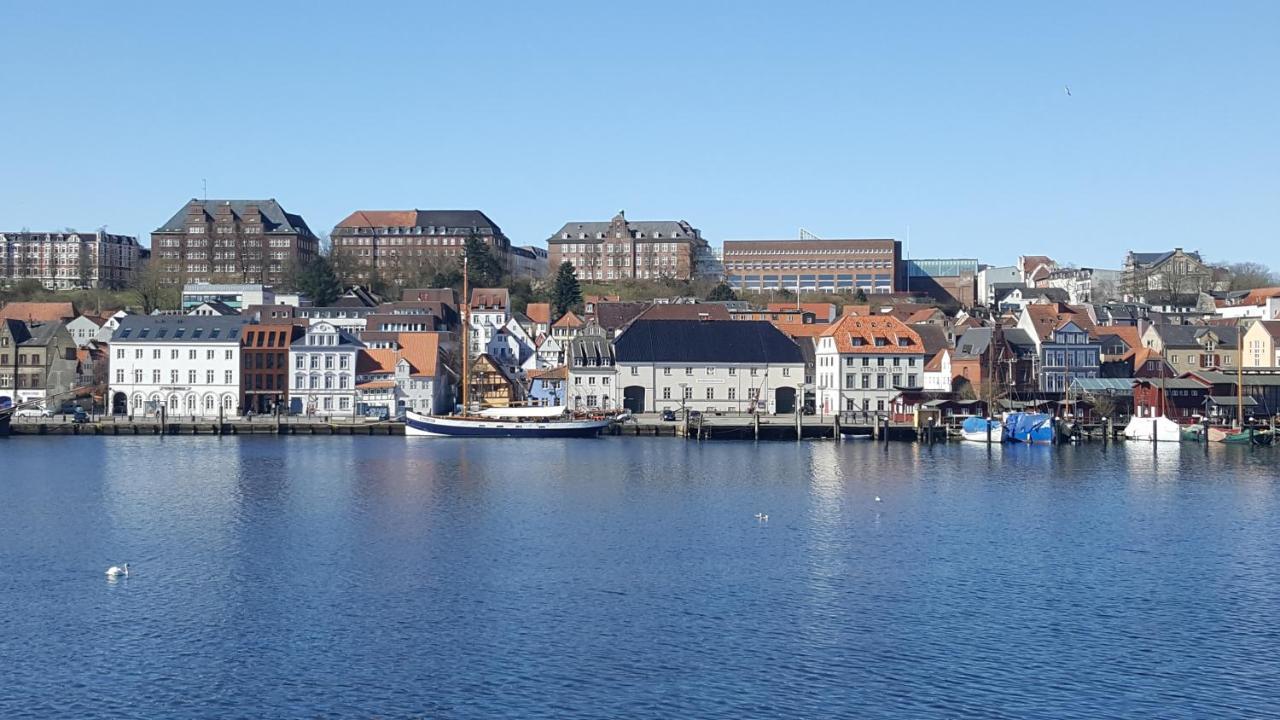 Loft 5 - Urlaub Direkt An Der Foerde Apartment Flensburg Luaran gambar